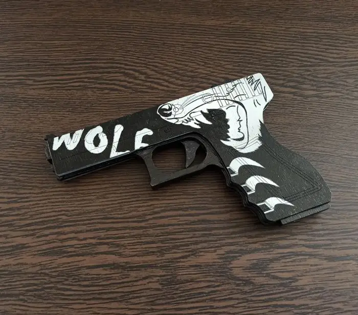 Резинкострел пистолет Glock 18 камуфляж &quotArctic Wolf&quot CS:GO из дерева|Поделки своими
