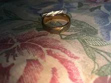 Auxauxme-Anillo de boda con diseño de onda dorada para hombre y mujer, sortija de compromiso con grabado de nombre de amantes de la boda