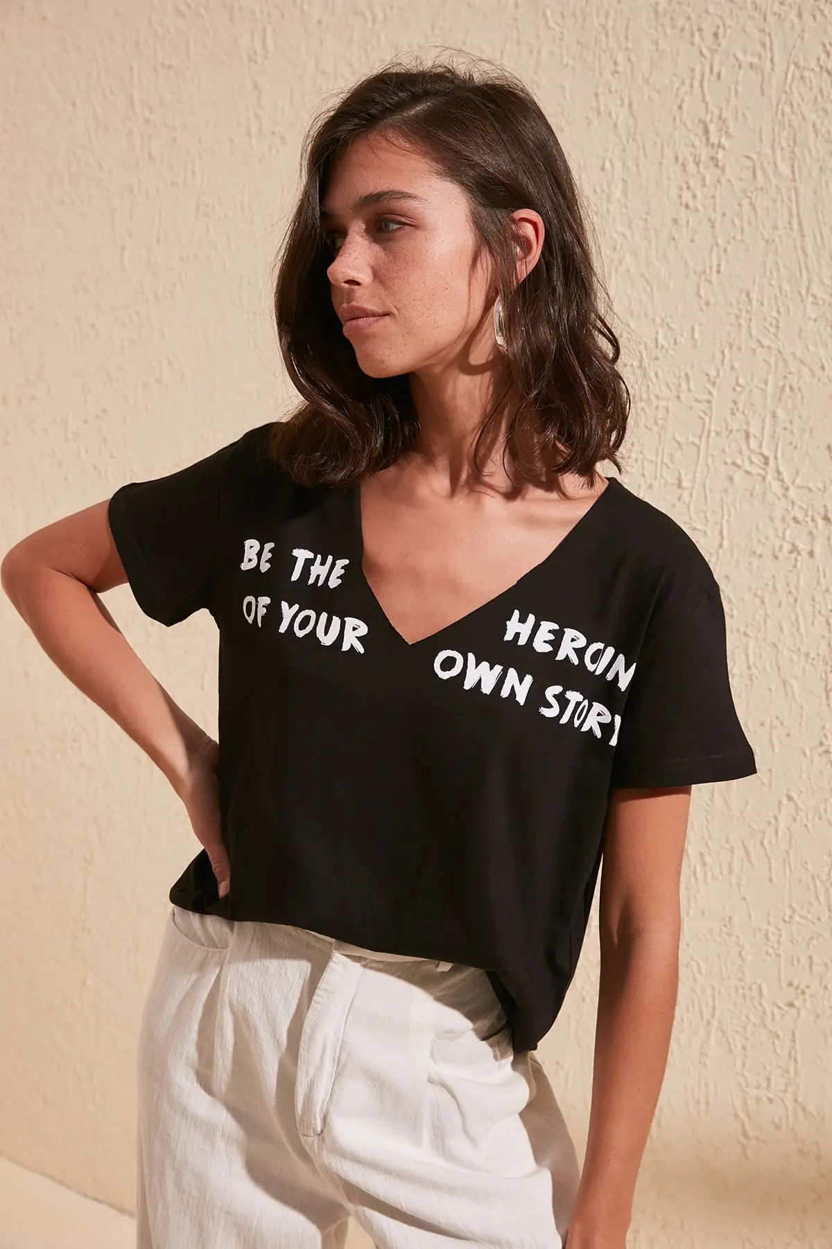 

Trendyol Printed Semi-Fitted Knitted T-Shirt TWOSS20TS0794