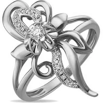 

Lucas gold flower ring with 16 white gold diamonds