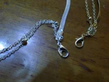 Collares de loto multicapa para mujer, gargantilla de aleación Color plateado, cadena de tres capas, regalos de joyería