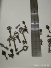 13 Uds Vintage encantos mixto colgante de llaves bronce antiguos encantos clave collar pulseras DIY joyería de Metal al por mayor