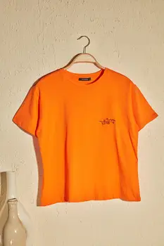 

Trendyol Printed And Embroidered Boyfriend Knitted T-Shirt TWOSS20TS1447