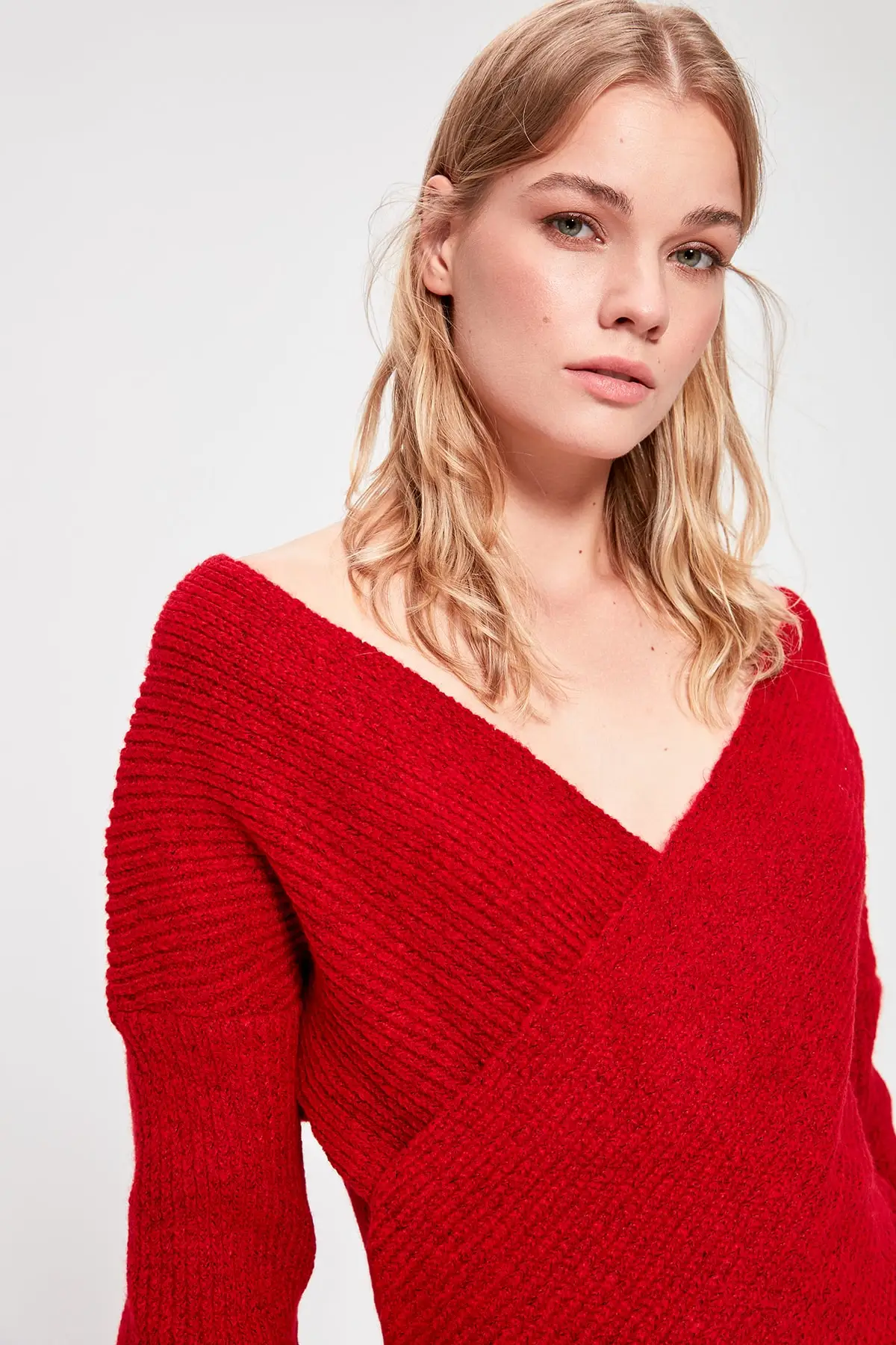 

Trendyol Red Double Breasted Sweater Sweater TWOAW20KZ0075