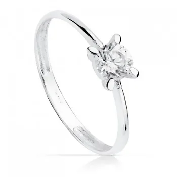 

18K WHITE GOLD SOLITAIRE CUBIC ZIRCONIA 4.5 MM