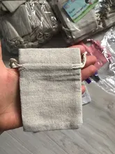 Lino Natural bolsas de regalo de joyería 8x11cm 9x12cm 10x15cm, 13x17cm paquete de 50 logotipo personalizado maquillaje bolso bolsas