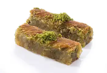 

1Kg Gulluoglu Turkish Burma Kadayıf with Pistachio , Dessert, Sweet within 3 days by DHL