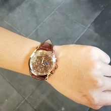 Relojes de lujo de cuarzo de los hombres relojes correa de cuero impermeable 30M de los hombres de moda gratis reloj con envío para hombres reloj con encendedor