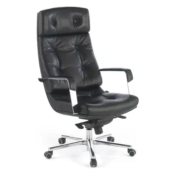 

Sillón Chesterfield negro