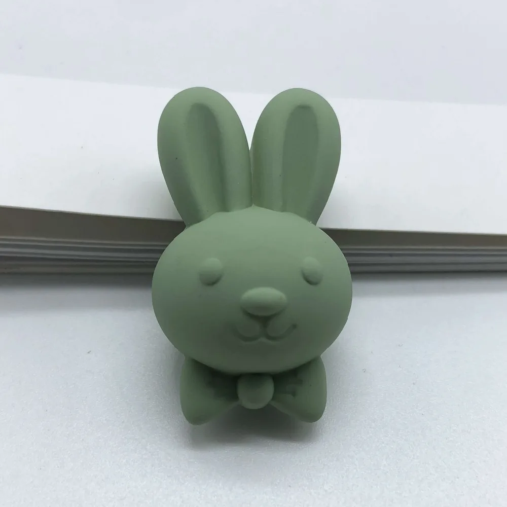兔子灰绿