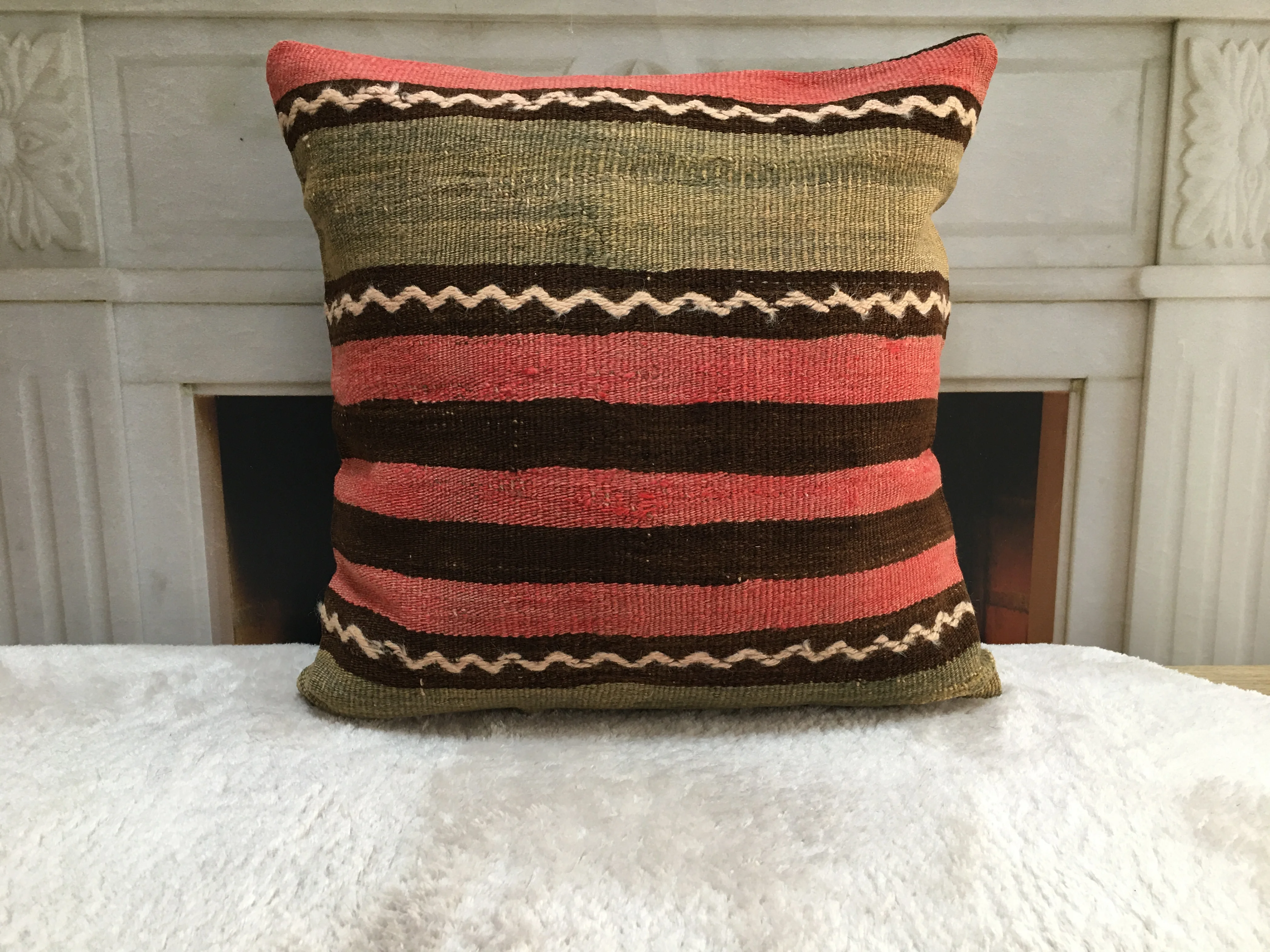 

Наволочка для подушки Kilim розовая ручной работы, декоративная богемная Подушка-18x18 дюймов-45x45 см, шерстяная скрытая молния