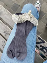 Primavera nueva 4 par/lote calcetines de niñas bebé largo Calcetines niños de la longitud de la rodilla de algodón suave bebé NIÑOS Calcetines de 1-6 años hasta la rodilla calcetines de encaje