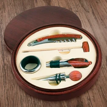 

Wine Gift Set (5 pcs) 149648