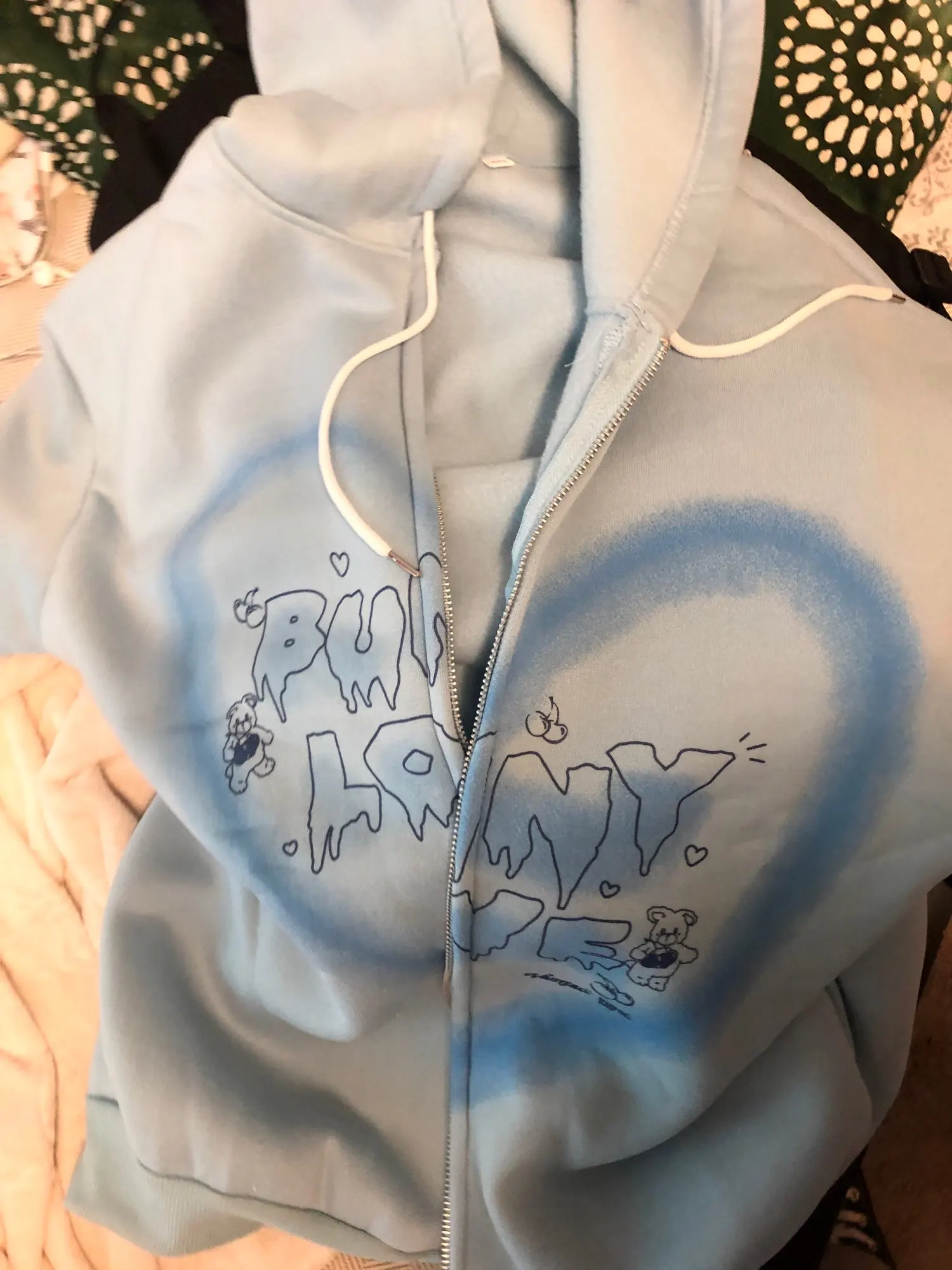 E-girl Y2K  Harajuku Hoodie with Graffiti Heart and Letters Print photo review