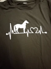 Caballo corazón línea de dibujo T camisa mujeres Camiseta de manga corta cuello suelto de las mujeres de las señoras de moda de verano camiseta Tops ropa