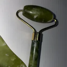 Gua Sha-Rodillo de piedra de jade para masaje facial, rodillo estiramiento piel cuello, doble cabezal, relajación de la piel, piedra de jade natural
