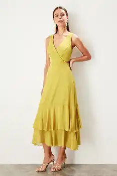 

Trendyol Waist Low-Cut Dress TPRSS19FZ0233