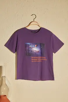 

Trendyol Printed Semi-Fitted Knitted T-Shirt TWOSS20TS1202