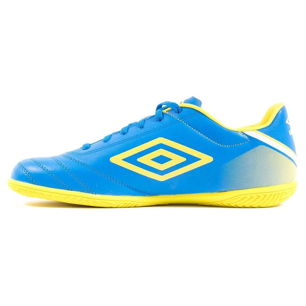 umbro indoor soccer shoes