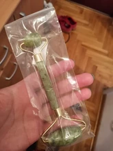 Gua Sha-Rodillo verde 2 en 1, herramientas de Jade Natural, masajeador con piedras para cara, cuello, espalda y Jawline