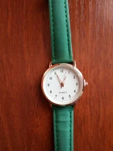 Reloj de cuarzo con tachuelas de diamante para mujer, elegante, luminoso, Retro, resistente al agua, 2021