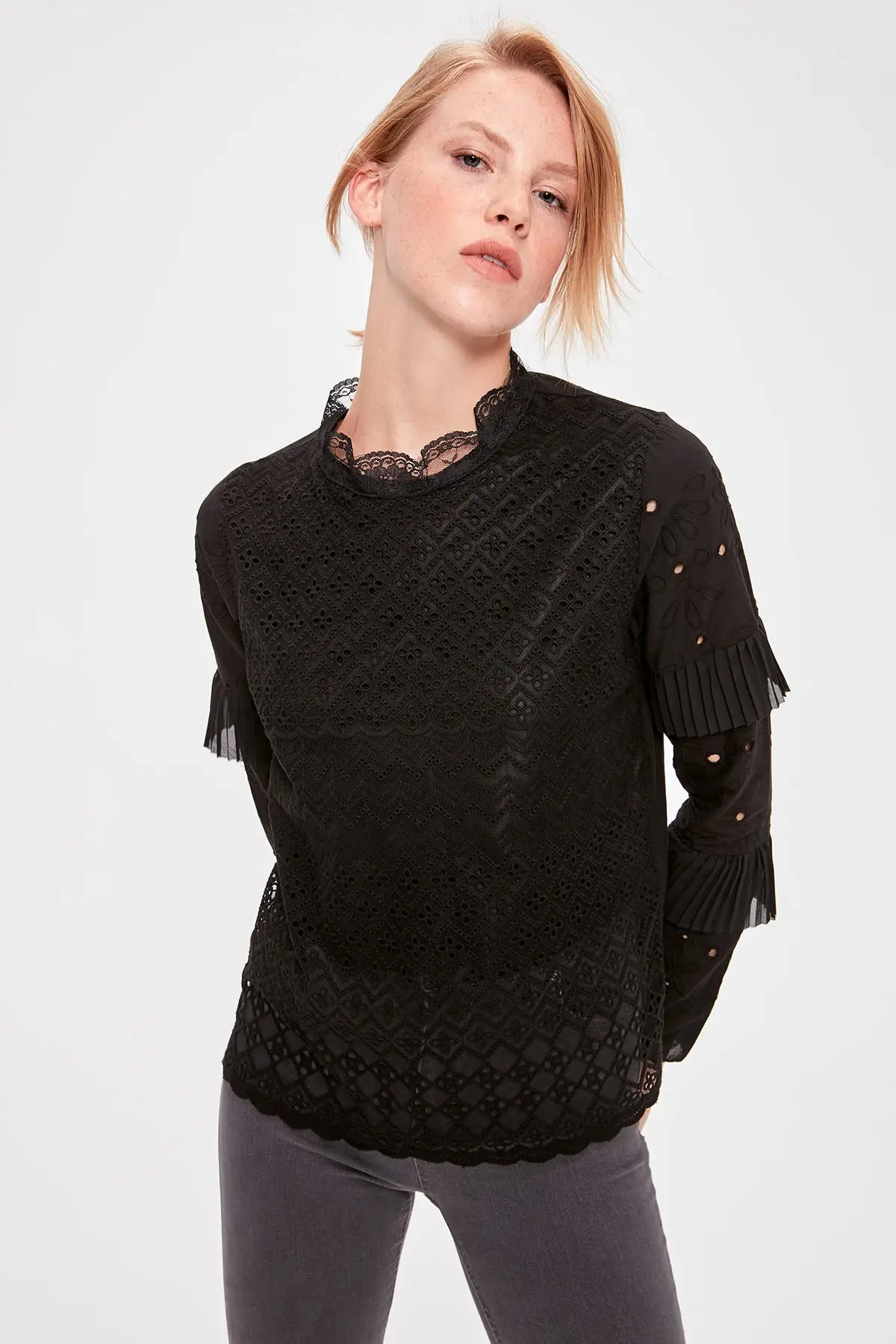 Trendyol кружевная отделка Bluz TWOAW20BZ0760| |