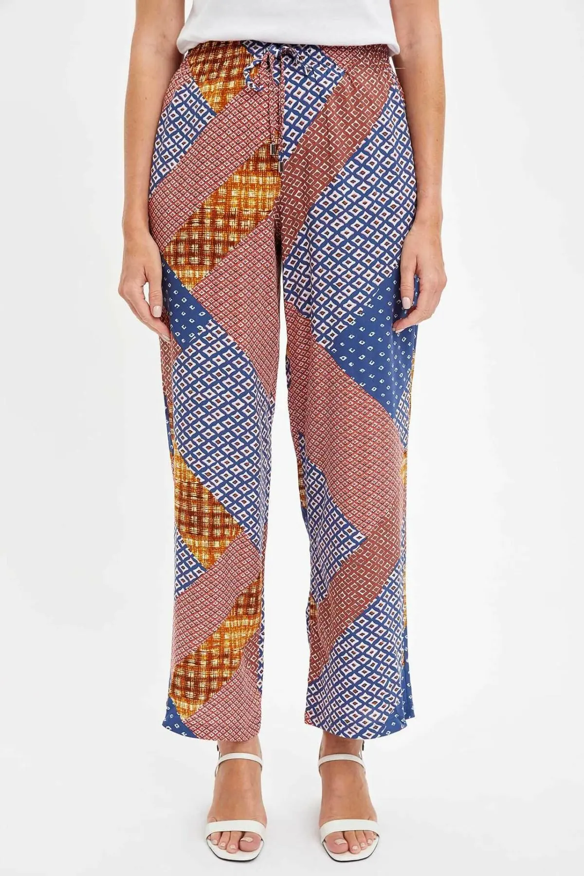 

DeFacto Trendy Women Wide Leg Long Pants Black White Stripe Loose Pant Woven Elastic Bottom Casual Trousers-K0173AZ19SP