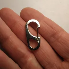 1Pc portátil de acero de primavera colgando hebilla Simple llavero de Mini mosquetón Camping senderismo EDC Gadget