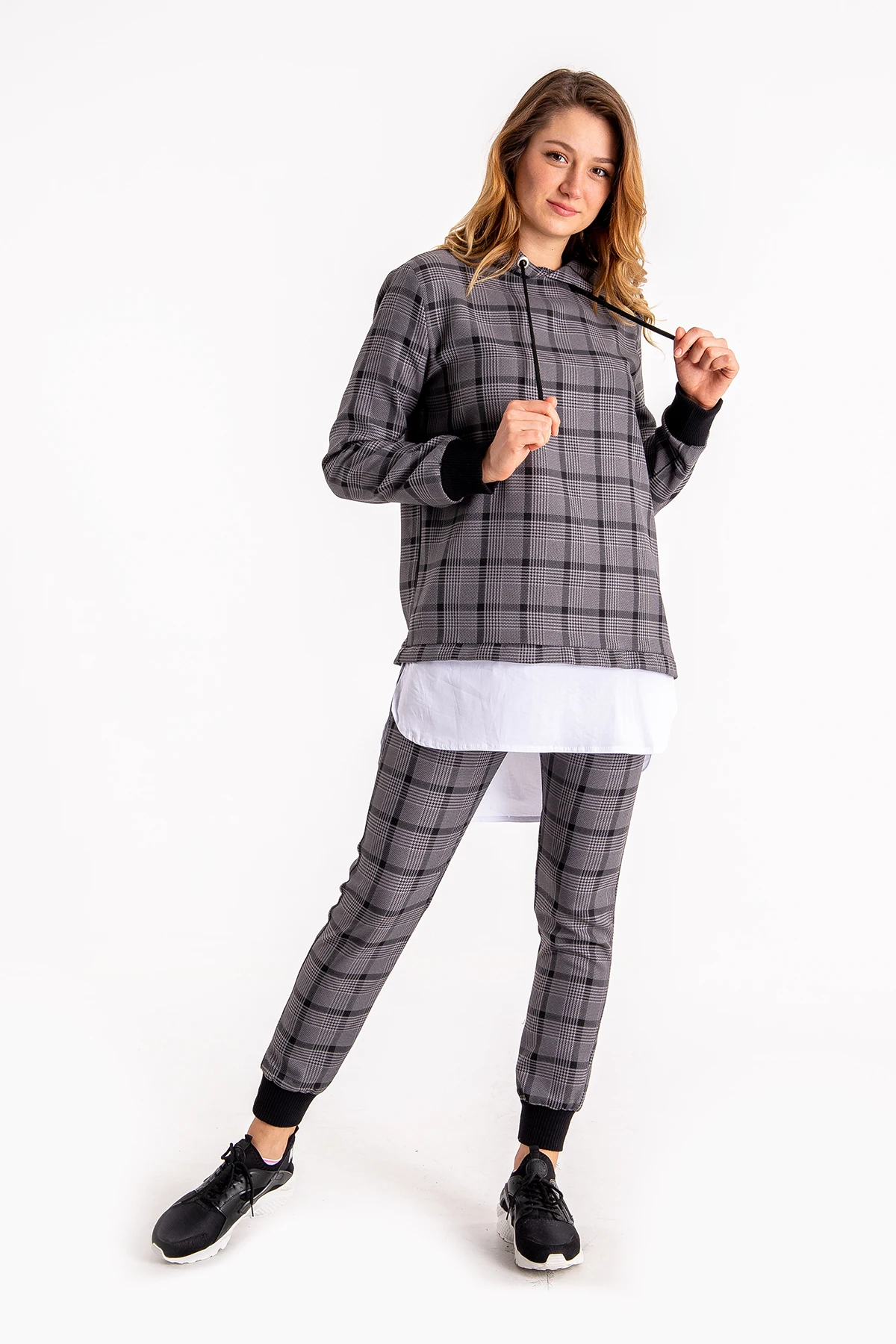 

Ardanewline Women Suit 9402263