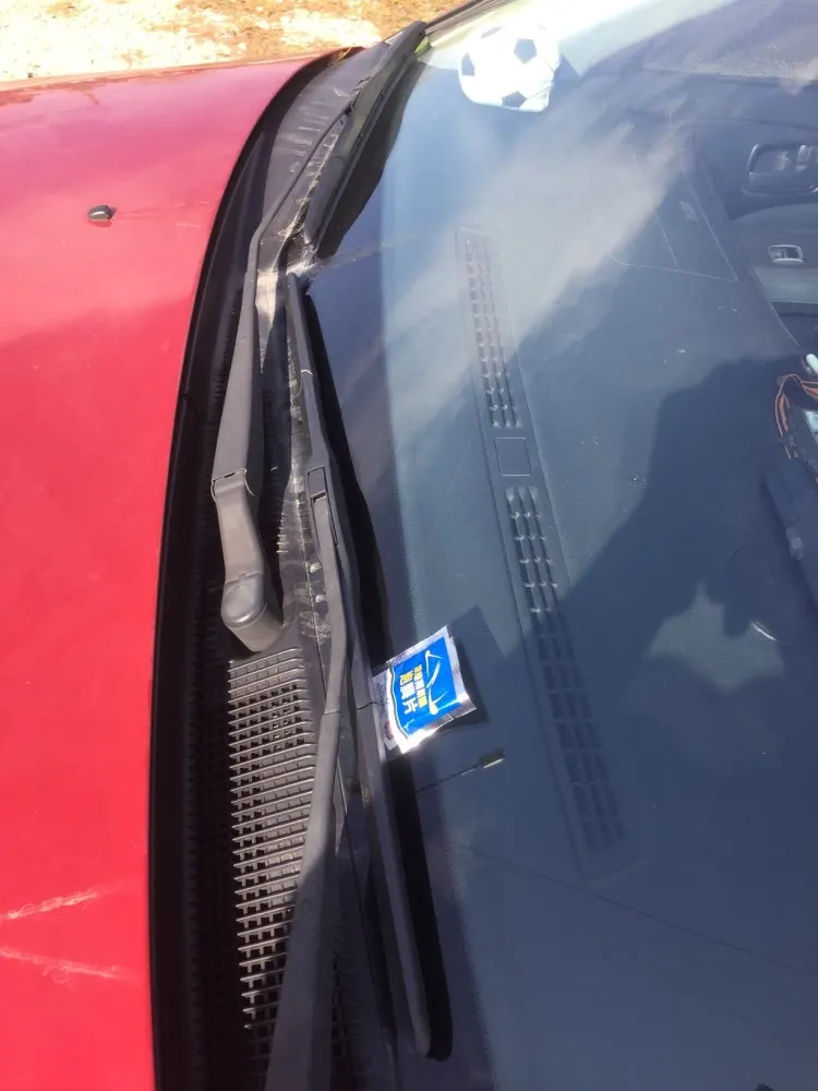 Отзыв о товаре Щетка стеклоочистителя автомобильная универсальная U-образная, 14 дюймов, 16 дюймов, 17 дюймов, 18 дюймов, 19 дюймов, 20 дюймов, 21 дюйм, 22 дюйма, 24 дюйма, 26 дюймов от пользователя M***v