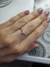 ZHOUYANG-Anillo delicado delgado de estilo minimalista con una mini perla, joyería fina, color amarillo claro dorado