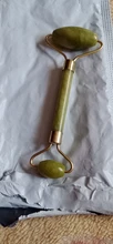 Gua Sha-Rodillo de jade verde natural 2 en 1 para masaje, rodillo de jade natural, conjunto con rascador, masaje facial, cuello y espalda con piedras