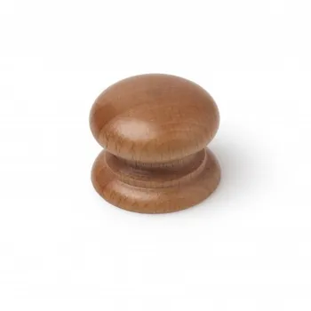 

Box with 10 knobs classic made in beech wood, with lacquer finish English and 47 mm in diameter.