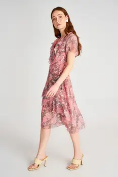 

Trendyol Flounces Dress TWOSS20EL2569
