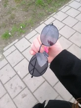 Gafas de sol ovaladas Retro para mujer, lentes de sol femeninos de lujo, pequeñas, negras, rojas y amarillas, UV400