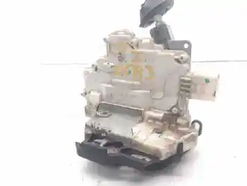 

4F1837016 left front door lock AUDI A3 (8P)