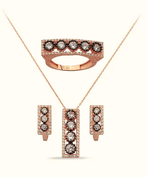 

Diamond Looking Authentic Team 02-560-ES0041