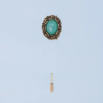 

Brooch on lapel Oval 52112 (Golden, needle, jewelery alloy)