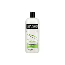 Восстанавливающий кондиционер Cleanse& Refit TRESemme(900 мл