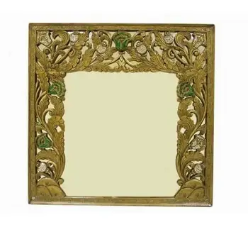 

Mirror in the frame "flowers"