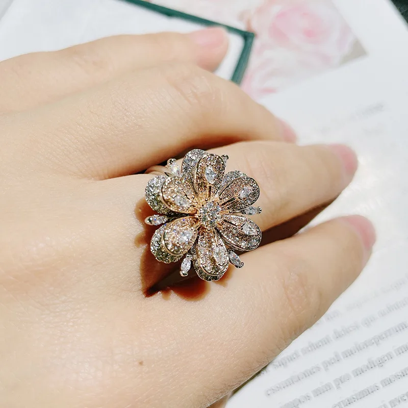 

Двухслойное регулируемое женское кольцо с микро-инкрустированным цирконием трехмерным цветочным клевером с шестью листьями