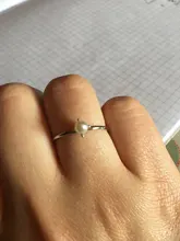 ZHOUYANG-Anillo delicado delgado de estilo minimalista con una mini perla, joyería fina, color amarillo claro dorado