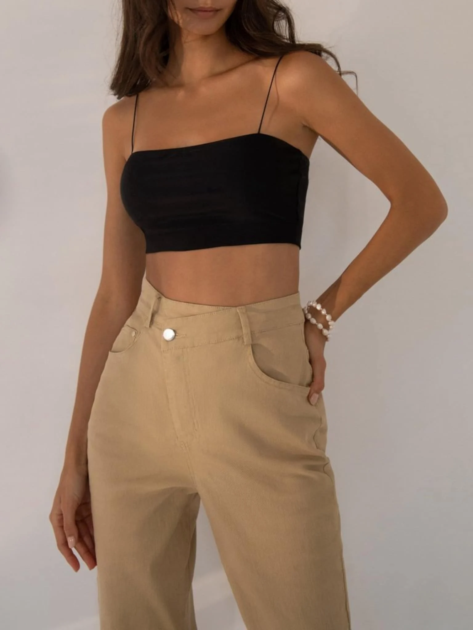 Skinny-strap crop top |