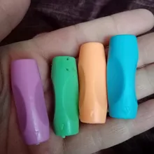 Juego de agarre de lápiz para mano izquierda, también para mano derecha, papelería escolar para niños, silicona suave, Ayuda de escritura a mano, 1 Juego