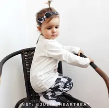 Conjunto de ropa para niñas pequeñas, Tops de manga larga con letras para recién nacidos, pantalones informales con estampado, diadema, trajes para niños pequeños