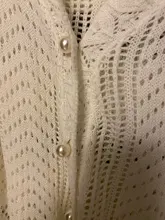 Chaqueta corta de las mujeres primavera hueco elegante cuello en V coreano Vintage mujer jersey blanco dulce chicas perlas ropa de punto de mujer