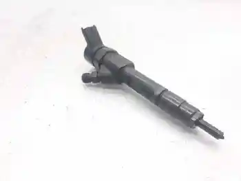 

8200100272 NISSAN injector first saloon (P12)