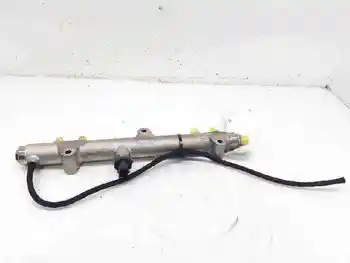 

0445214041 AUDI A4 saloon injector ramp (B5)