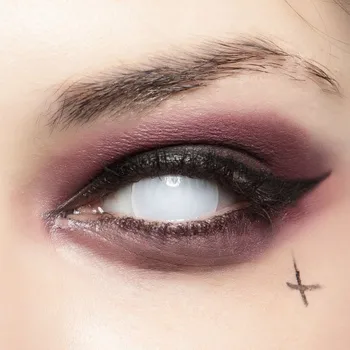 

Contact lenses White
