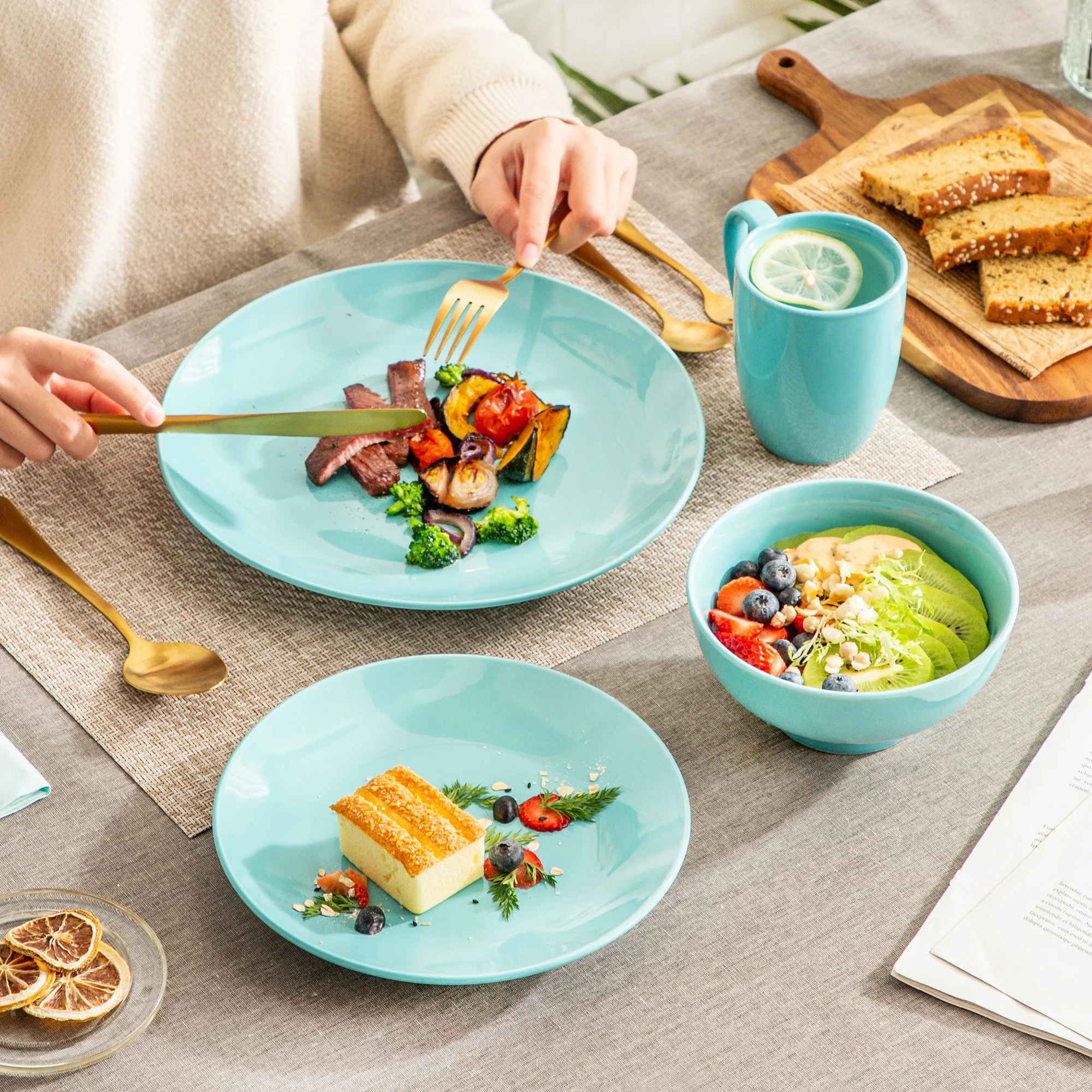 Ensemble Assiette et bolEnsemble de Vaisselle en grès 21 pièces, Ensembles  de Vaisselle en Porcelaine, Ensemble de Vaisselle, Service de Vaisselle en  grès élégant pour 4, : : Cuisine et Maison